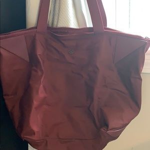 Lululemon Zip Top Tote